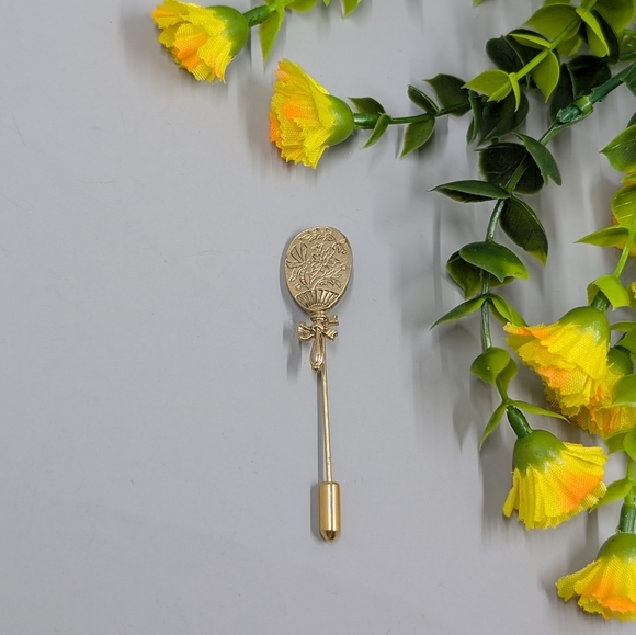 Vintage Hand Mirror Design Vintage Hat Pin / Brooch - Picture 1 of 4